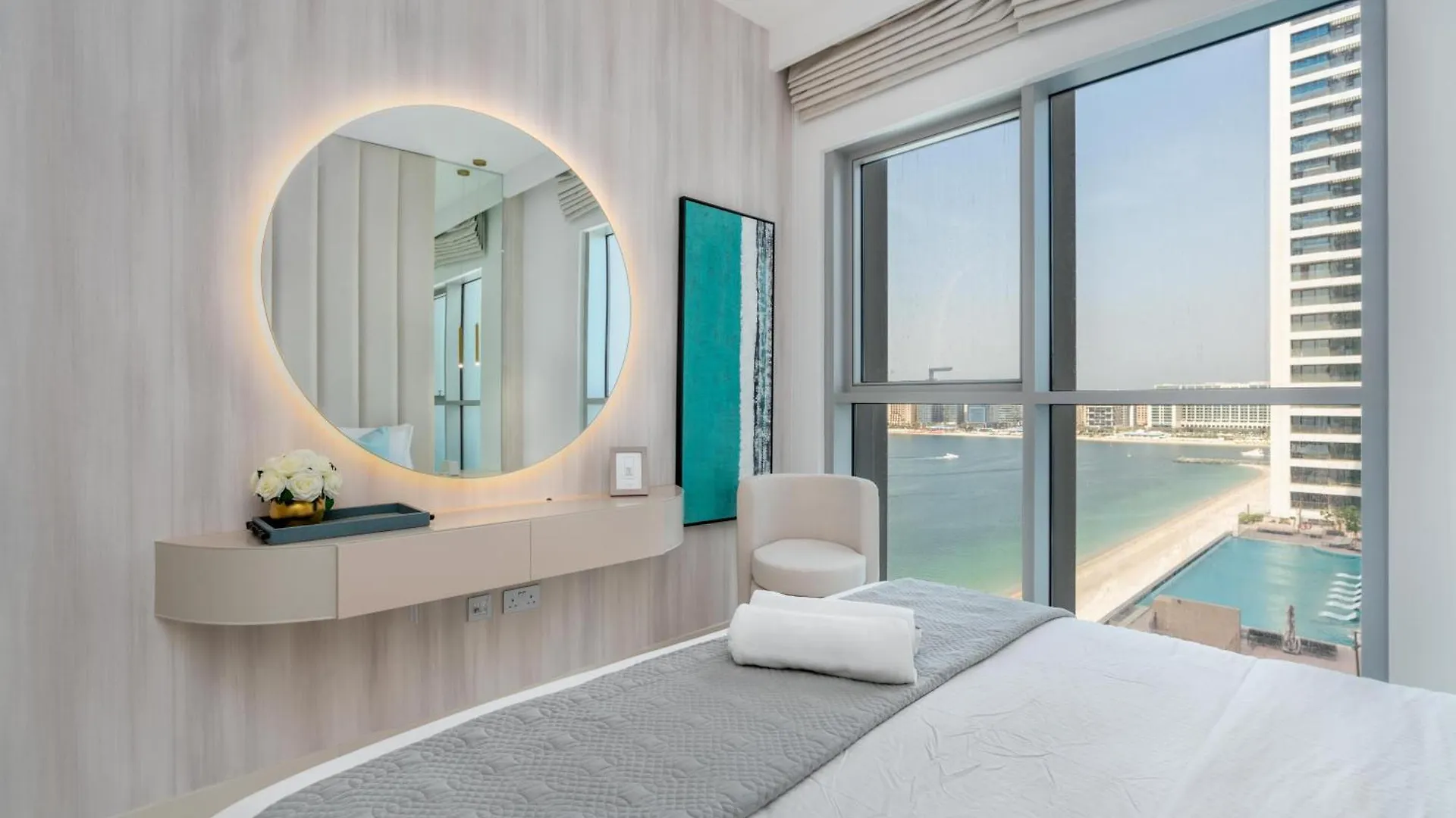 Beach Isle Tower 1 - Beachfront Stunning - Full Sea Views Apartment Dubai