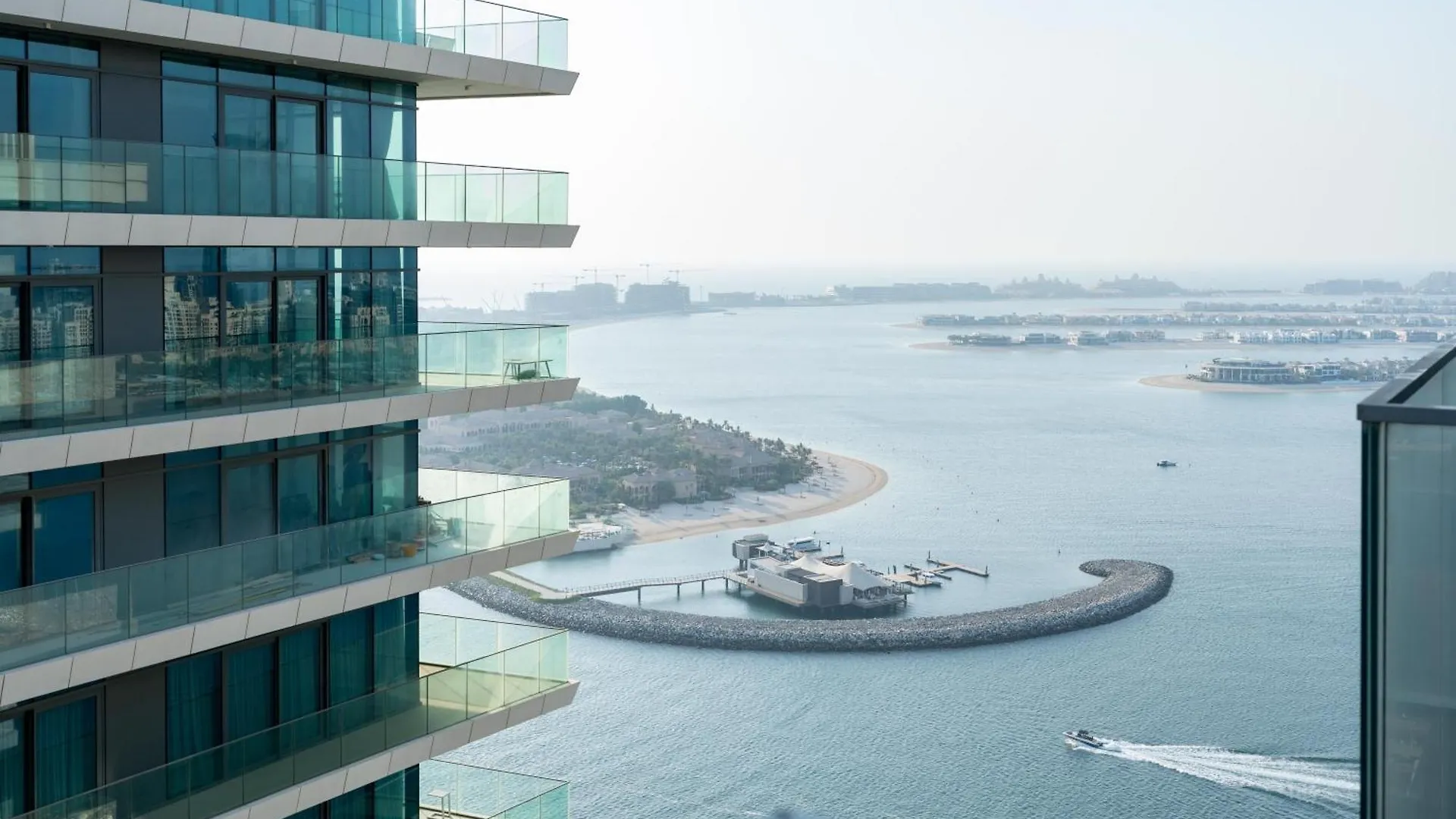 Beach Isle Tower 1 - Beachfront Stunning - Full Sea Views Apartment Dubai United Arab Emirates