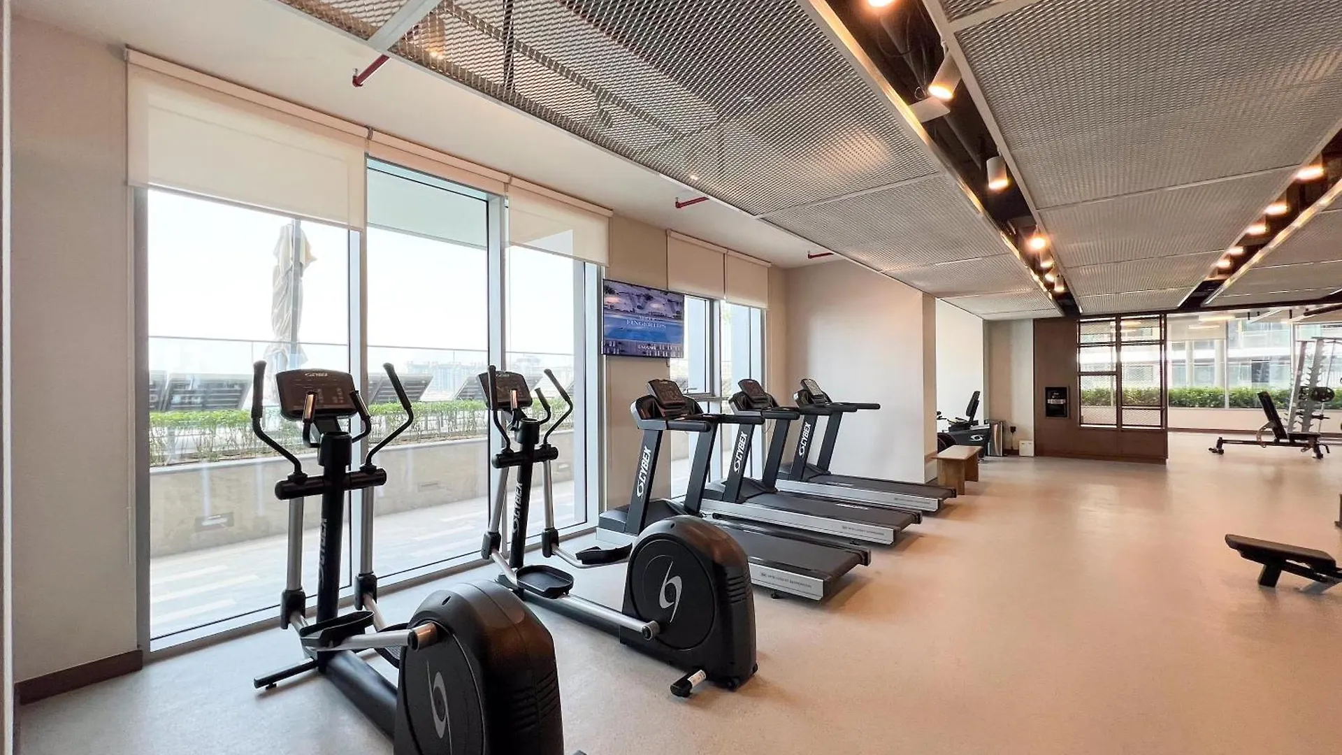 Beach Isle Tower 1 - Beachfront Stunning - Full Sea Views Apartment Dubai