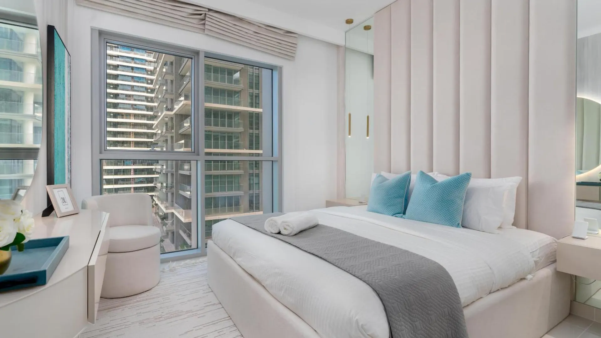 Beach Isle Tower 1 - Beachfront Stunning - Full Sea Views Apartment Dubai
