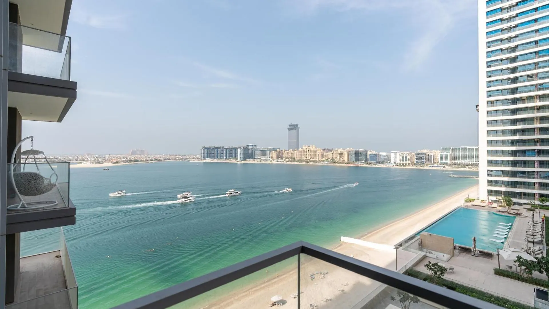 Beach Isle Tower 1 - Beachfront Stunning - Full Sea Views Lägenhet Dubai Förenade Arabemiraten